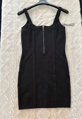 Robe guess taille M/L 