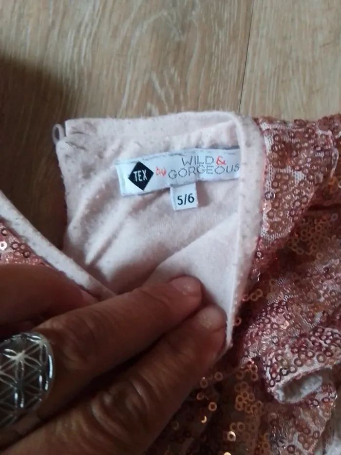 Robe rose paillette sequin 5/6 ans  tex - photo numéro 3