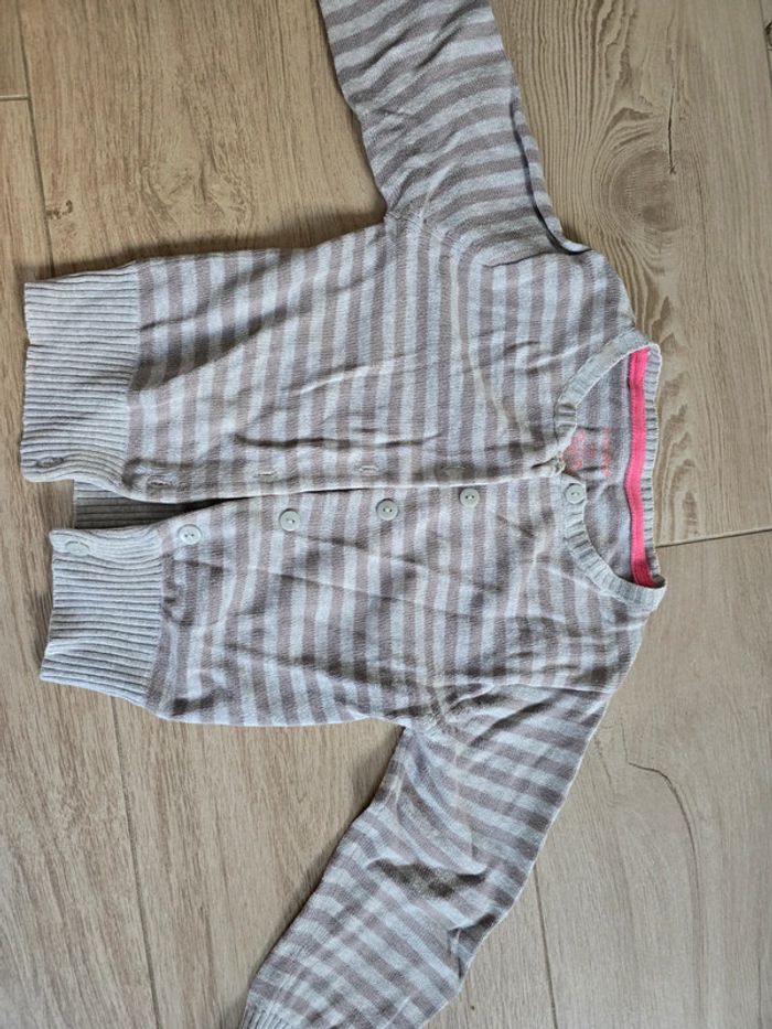 Lot fille 2 ans - photo numéro 2
