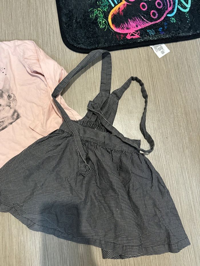 Ensemble salopette okaidi et tee shirt kiabi 5 ans - photo numéro 3