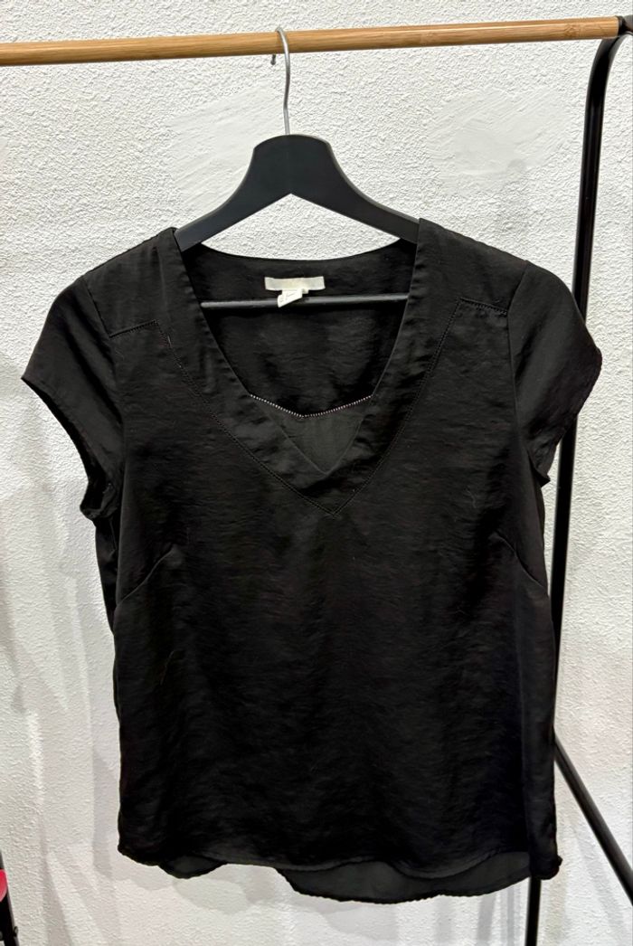 Haut noir effet satiné H&M - Taille 36 - photo numéro 1