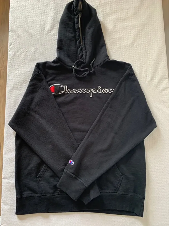 Sweat à capuche Champion noir - Un classique indémodable - photo numéro 5