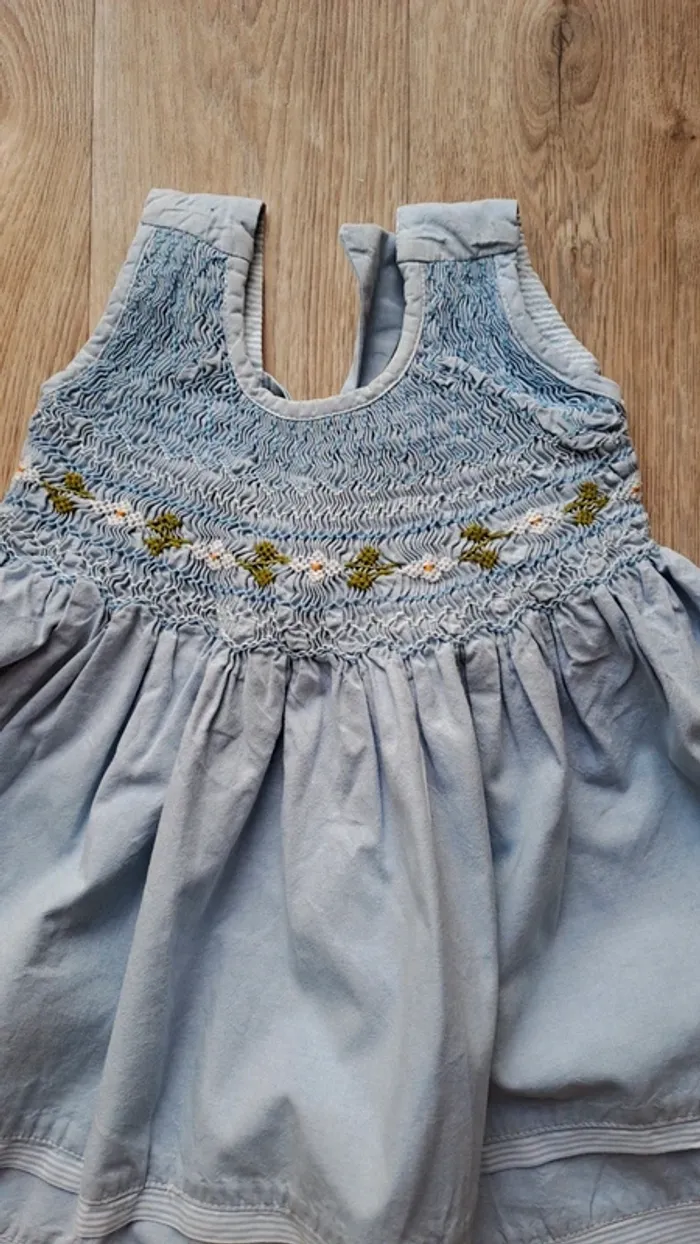 Robe malgache bleu clair 12 mois été - photo numéro 3
