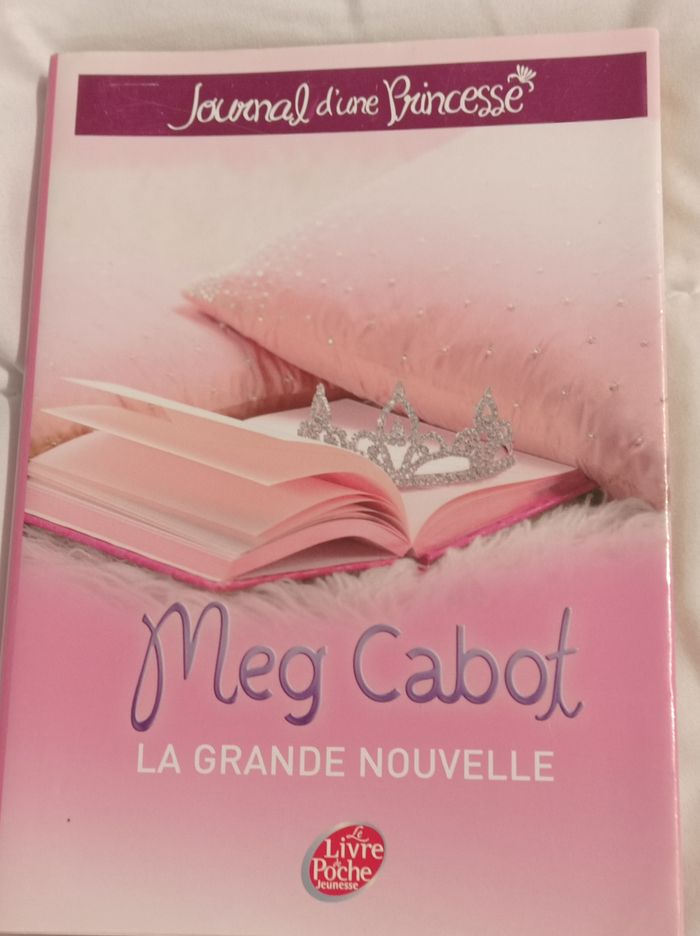 LIVRE La Grande Nouvelle de MEG CABOT.