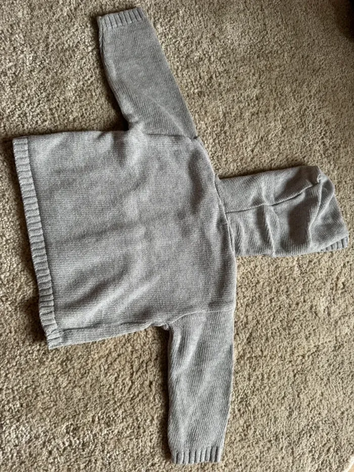 Gilet gris pour bébé - photo numéro 2