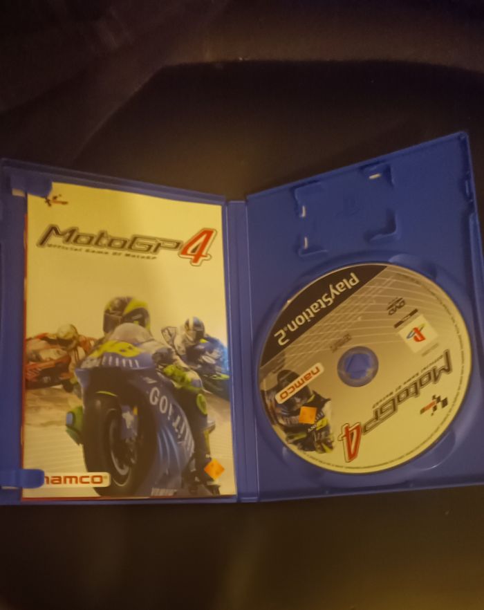 Moto GP 4 sur PS2 - photo numéro 2