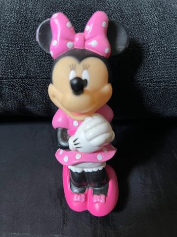 Minnie figurine