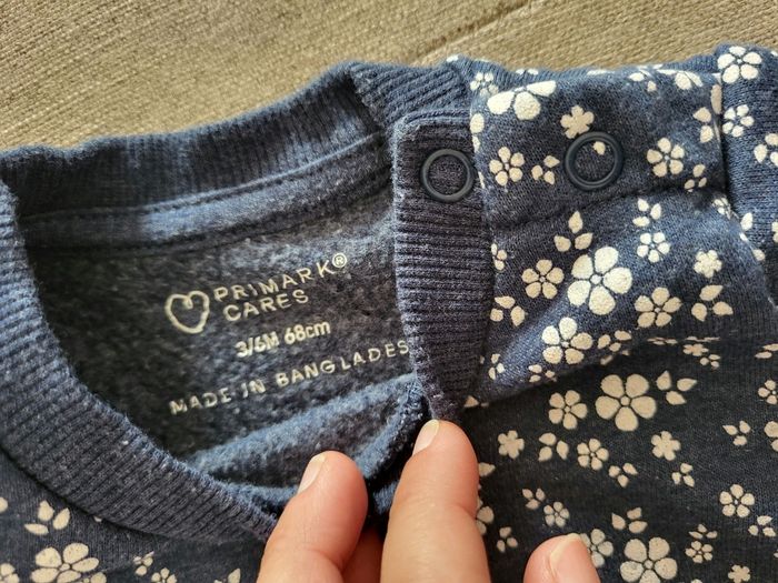 Ensemble survêtement fille. - photo numéro 3