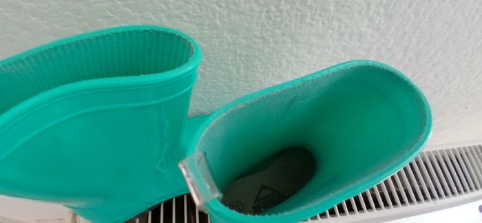 Bottes de pluie pointure 22 de la marque MC kinley. Mixte - photo numéro 2