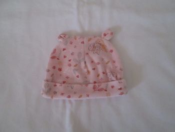 Bonnet rose à motifs