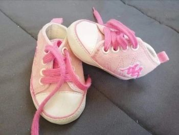 Chaussure 0/3 mois neuve