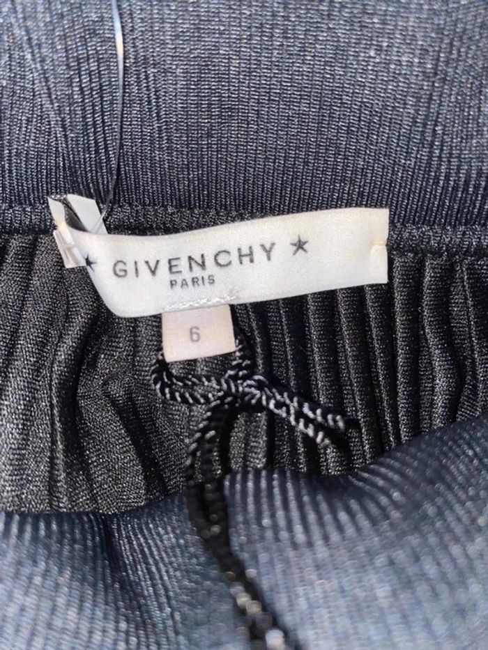 Belle jupe midi Givenchy 6 ans - photo numéro 5