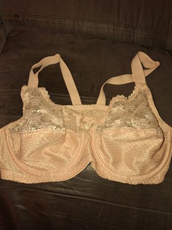 Soutien-gorge à armatures en dentelle beige - Taille 110C