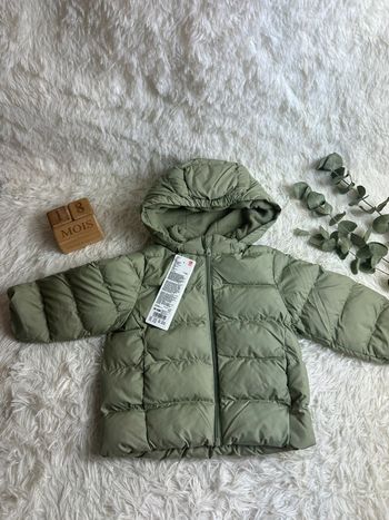 Doudoune verte Uniqlo taille 18-24 mois