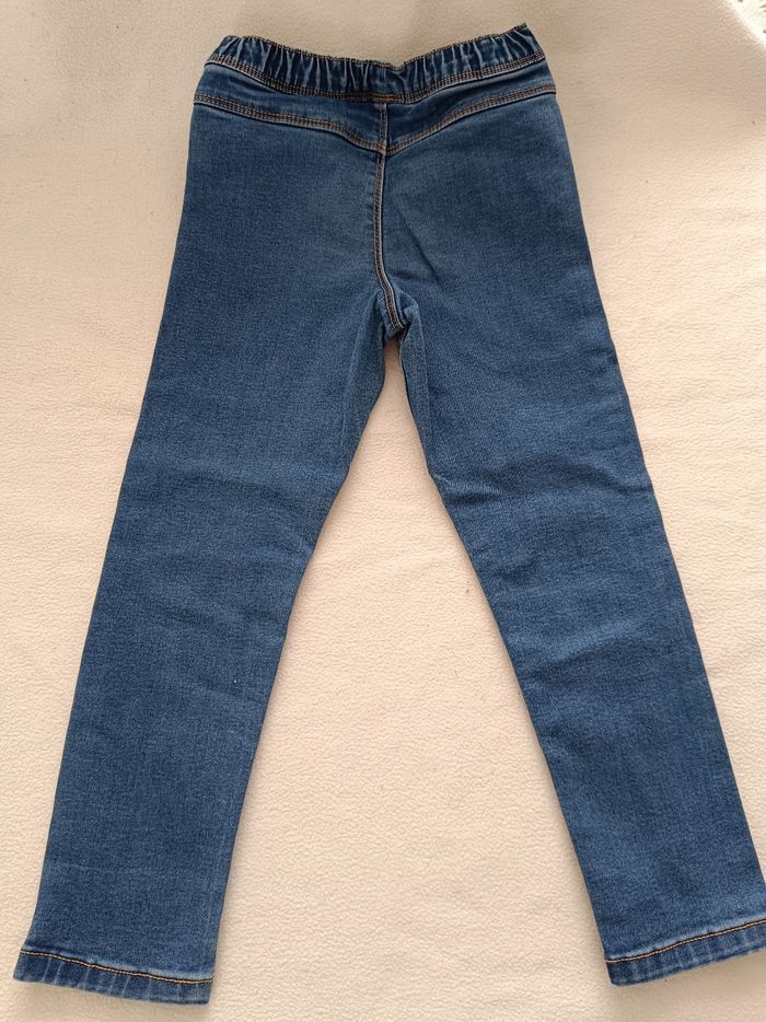 🌸 Deux jeans - Taille 6 ans 🌸 - photo numéro 3