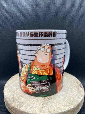 Mug Sakamoto Days – Calme, café et action mortelle