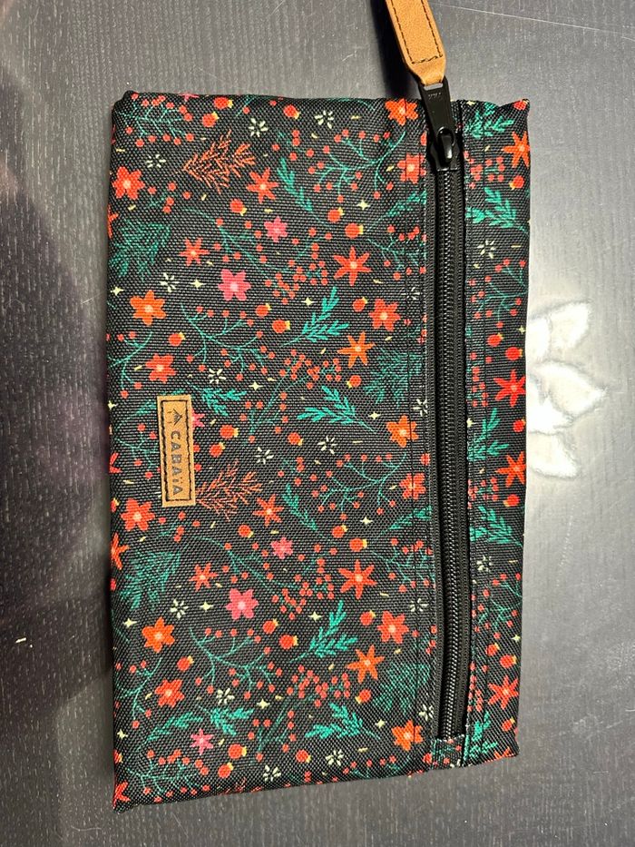 Pochette Noël Cabaïa