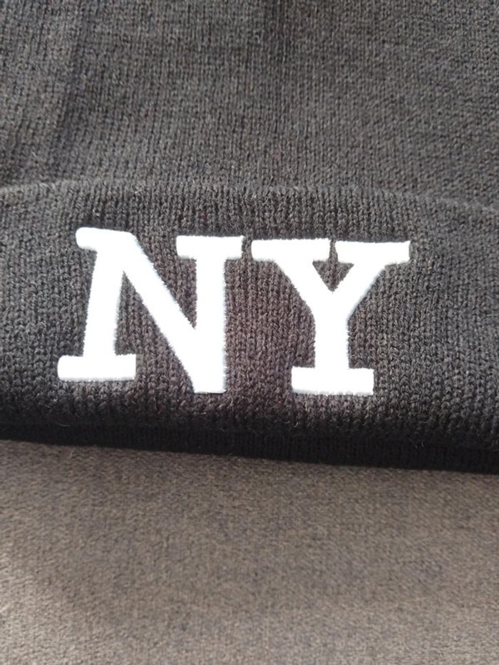 Bonnet NY - photo numéro 2