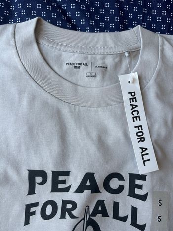 T shirt Uniqlo X Peace for All neuf S