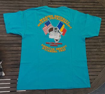 Tee-shirt bleu de n'djamena