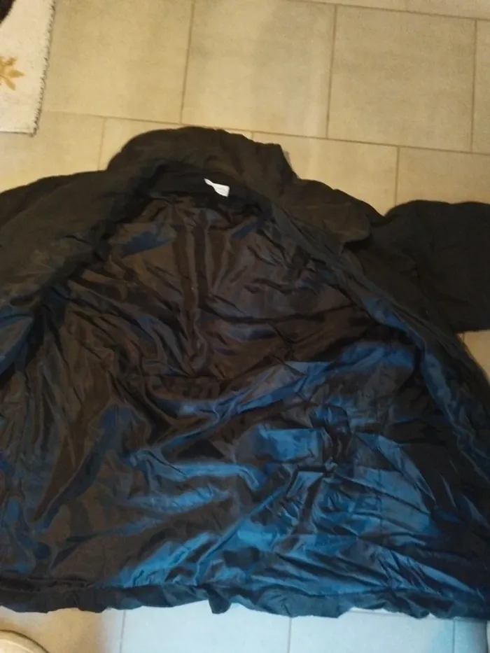 Manteau noir - photo numéro 4