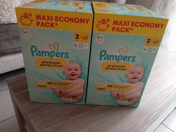 2 cartons pampers premium protection taille 2 neuf jamais ouvert 