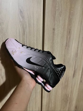 Nike Shox R4 Regal Pink Black Sakura