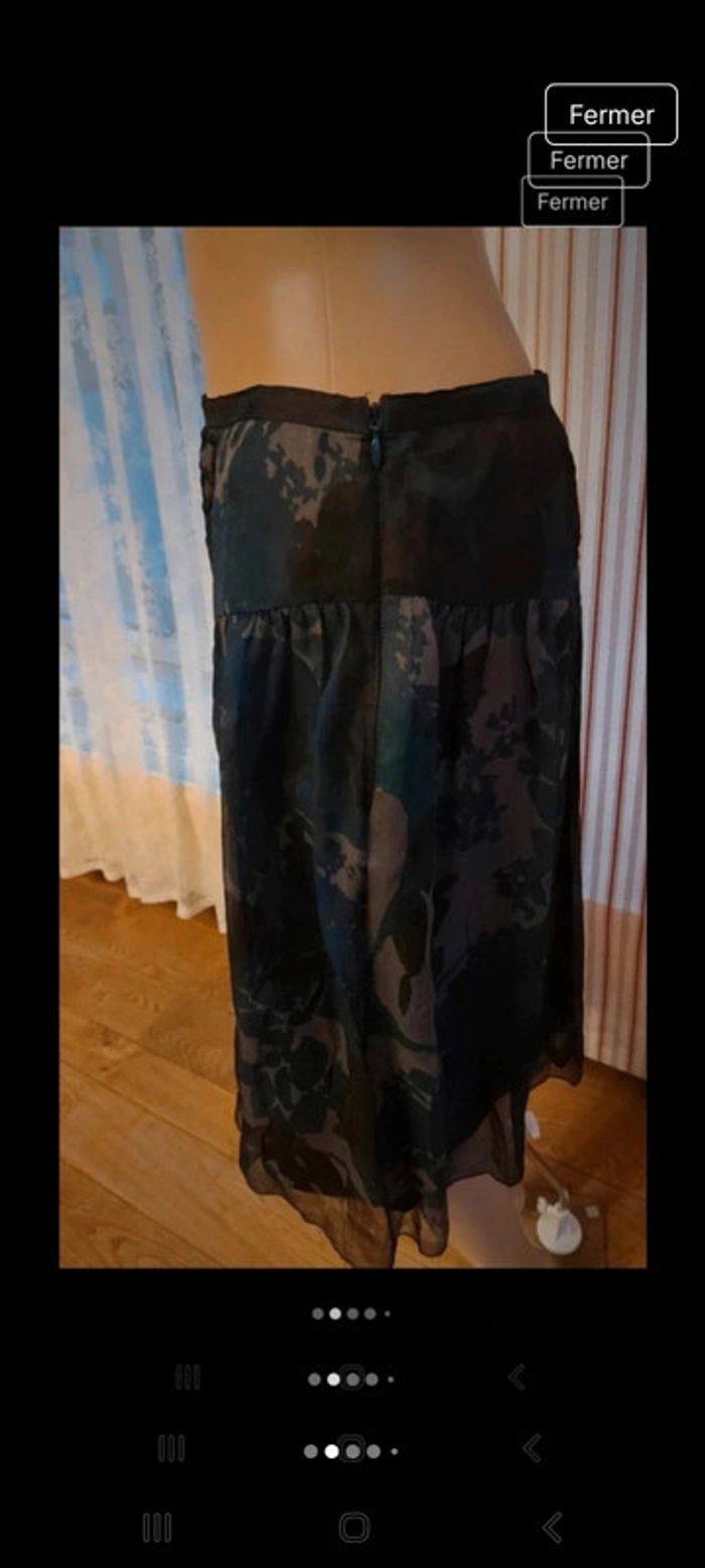Jolie Jupe Essentiel Antwerp t 36 100% soie - photo numéro 2