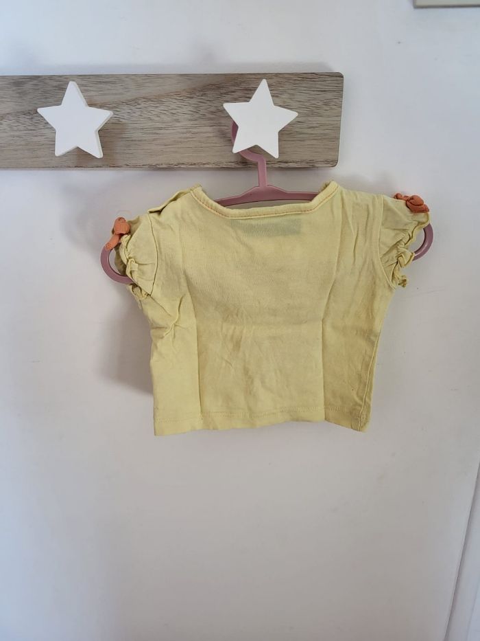 Tee-shirt jaune - photo numéro 2