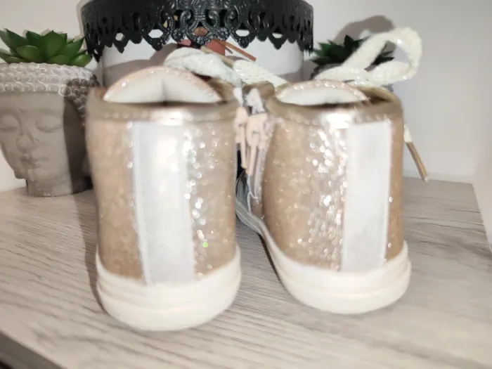 Chaussures bébé taille 20 - photo numéro 5