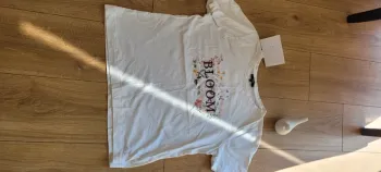 Tee shirt fleuri
