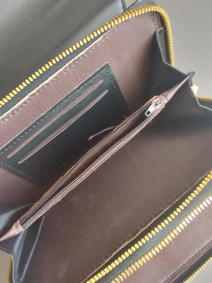 Élégant portefeuille - photo numéro 5