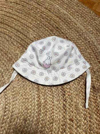 Chapeau bébé nijntje miffy