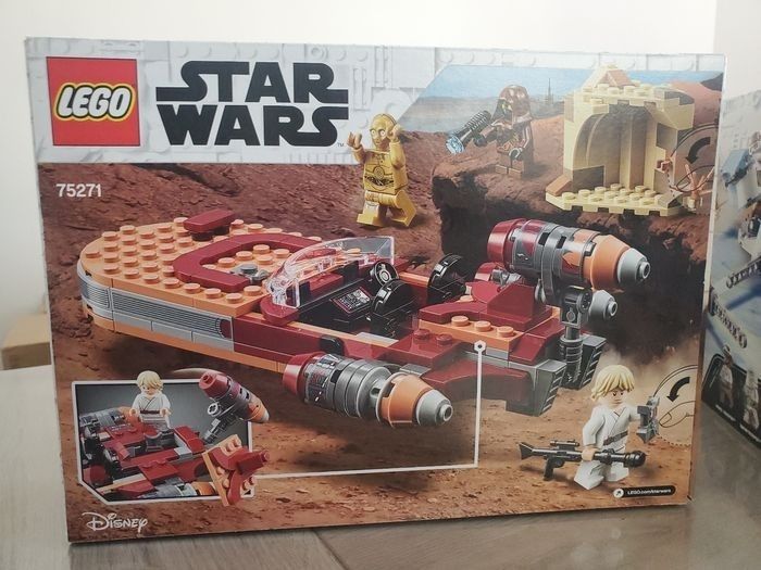 LEGO 75271