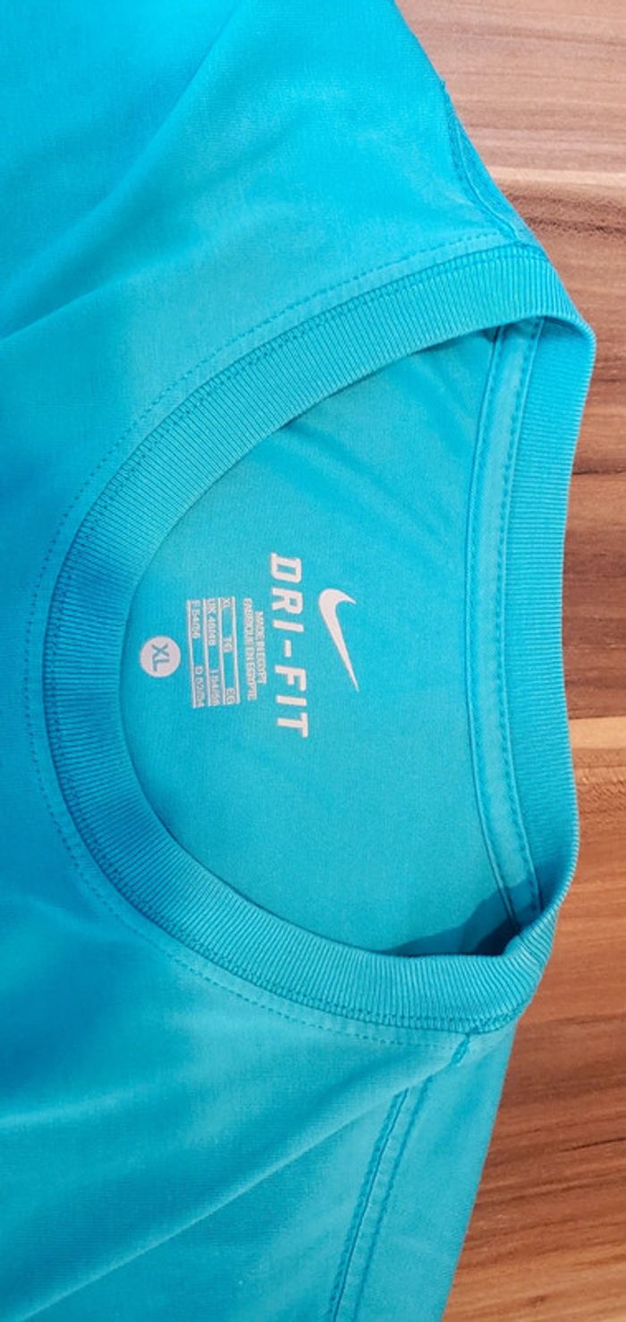 T shirt sport dri-fit Nike - photo numéro 5