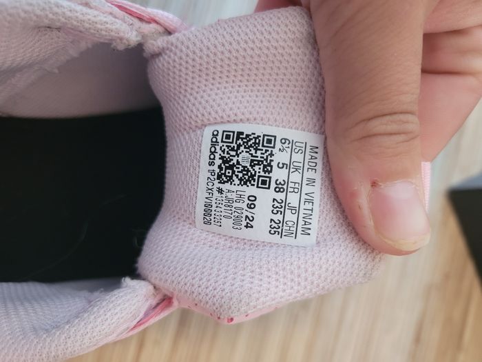 Basket adidas - photo numéro 5