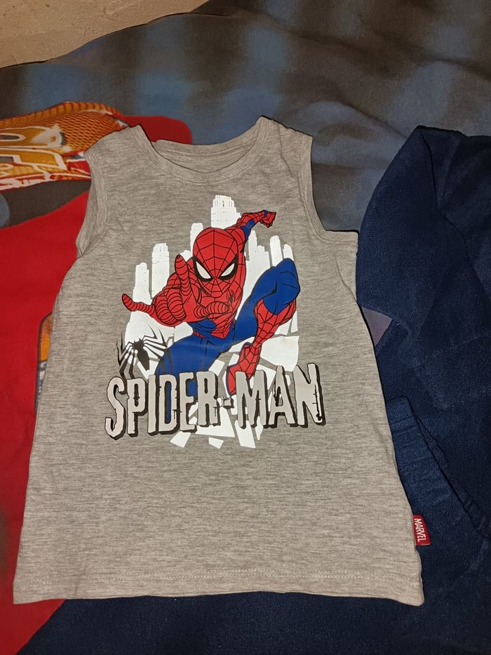 Ensemble pyjama et débardeur Spiderman 5 ans - photo numéro 2