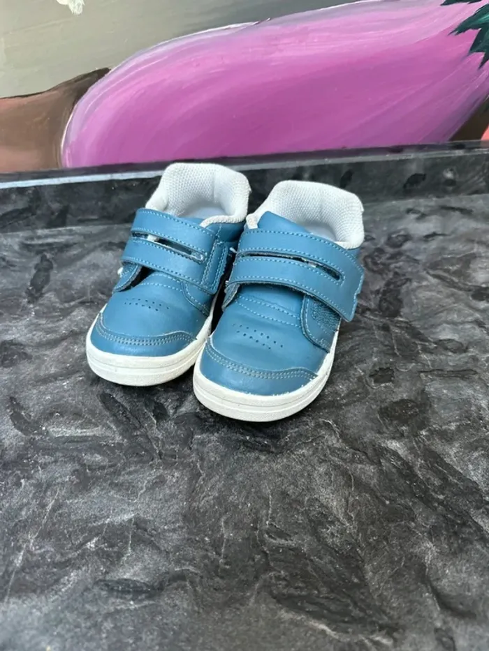 Basket decathlon scratch bleu 24 - photo numéro 3