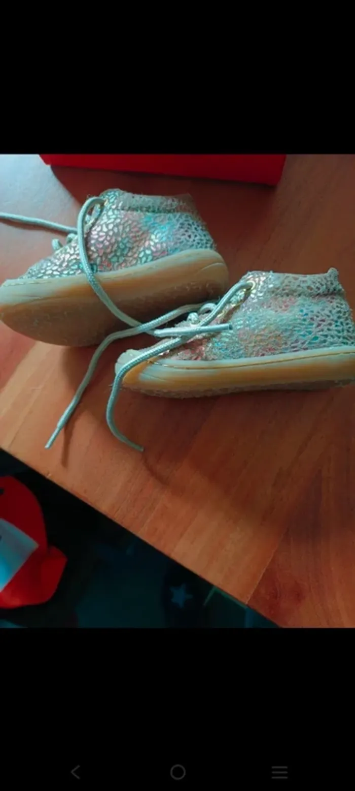 Chaussure Bellamy fille taille 20 - photo numéro 3