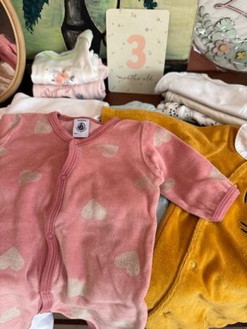Lot 21 vêtements bébé 3 mois