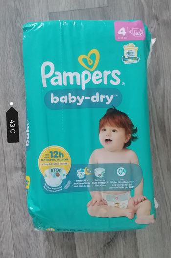 Couche pampers baby dry