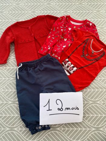 Bel ensemble 12 mois gilet pantalon haut body
