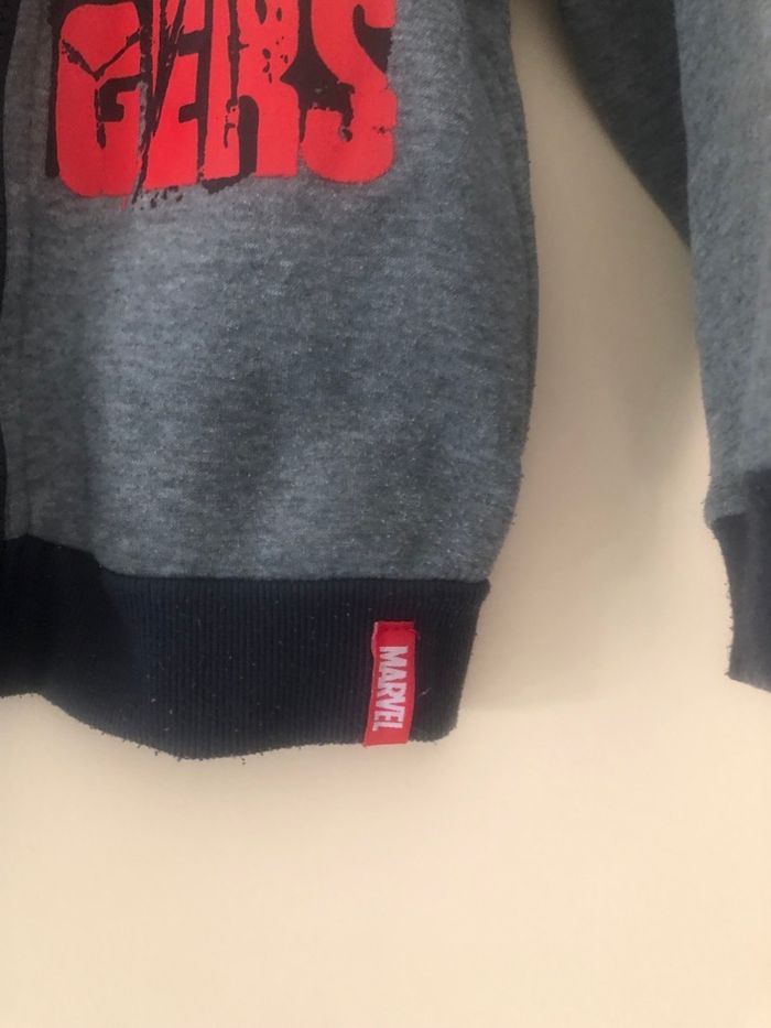 Gilet gris 6 ans Avengers - photo numéro 3