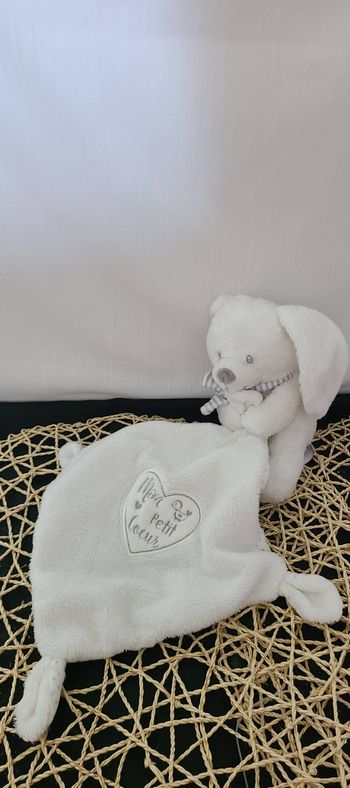 Lapin POMMETTE doudou blanc Mon petit coeur