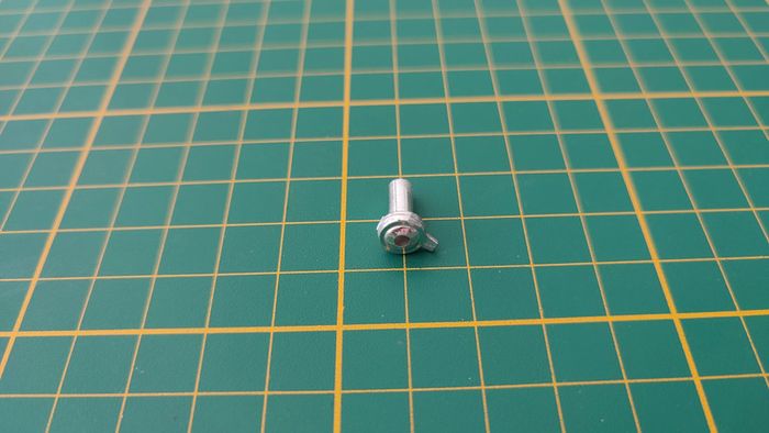 Axe de roue abimé pièce détachée miniature Ferrari 250 testa rossa 1957 Burago Bburago 1/18 #B59