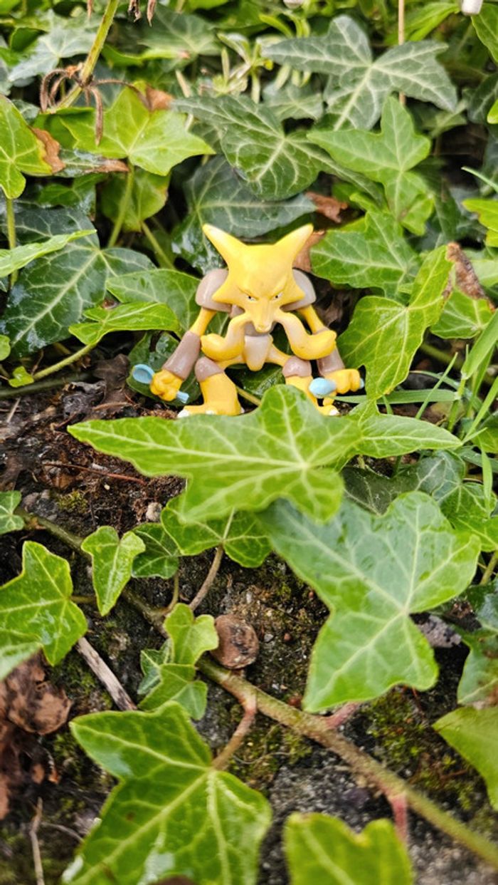 Super figurine Pokemon Nintendo tomy C.G.T.S.J alakazam - photo numéro 3