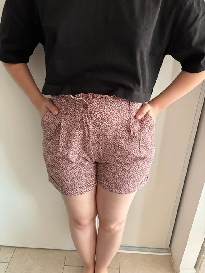 Short femme motifs 38