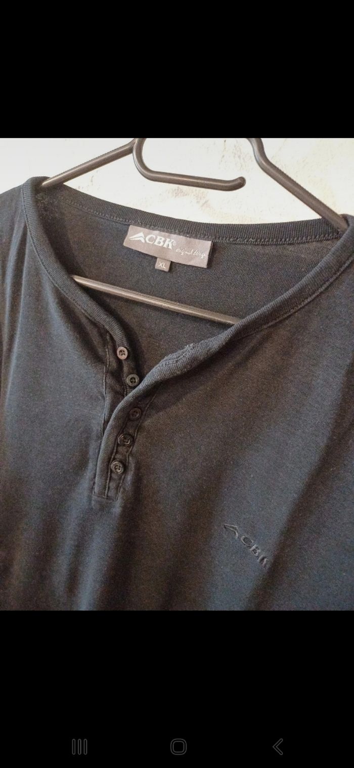 T.shirt homme taille 42 - photo numéro 2