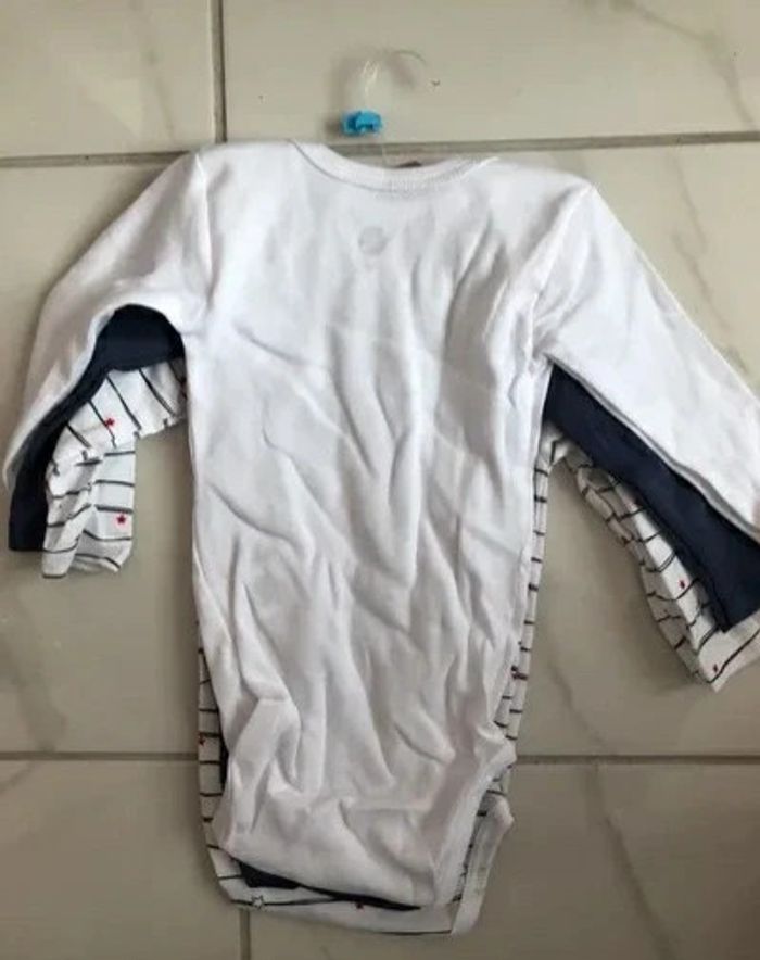 Lot de 3 Bodies manches longues Sincere coton bio garçon T 6 mois neufs dans emballage - photo numéro 2