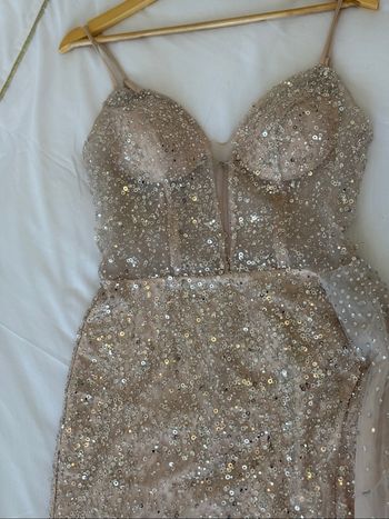 Robe rose poudré
